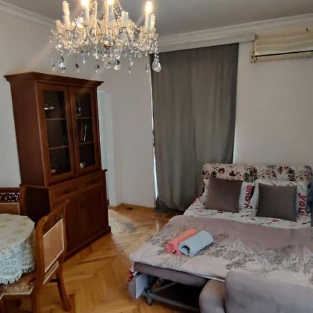 Budget One Room Apartment Баку Екстериор снимка